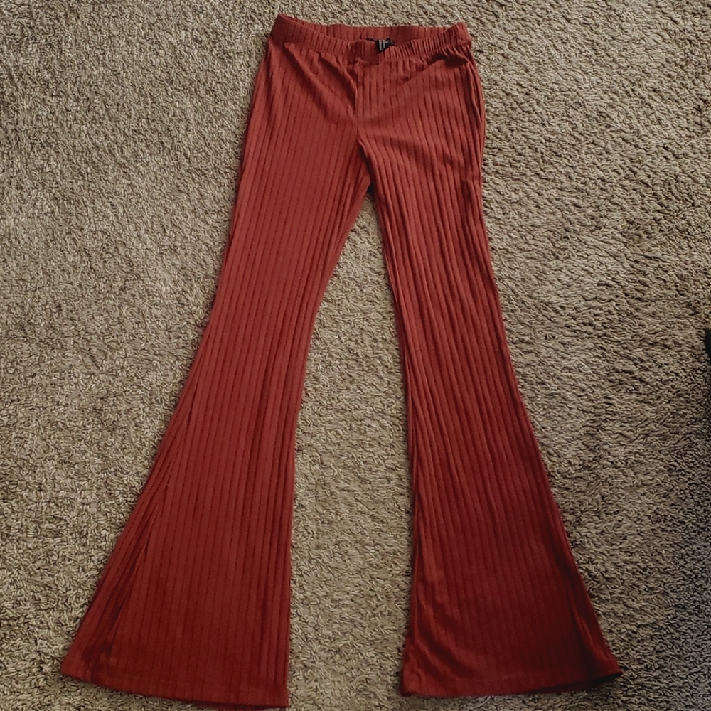 Forever 21 Flowy Pants XS, barely worn, smoke/per free home!